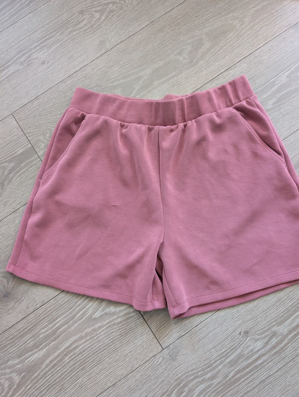 LazyPants Loungewear Luxe Shorts Womens Mauve Berry Pink 4-Way Stretch Large